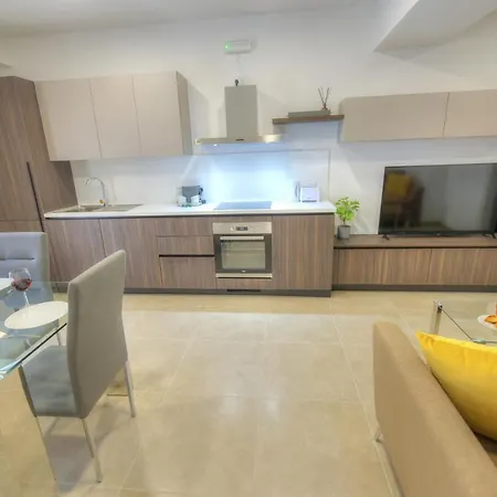 Brand New And Tastefully Furnished 2 Bedroom Apartment Ddif1-2 Gzira Exterior photo