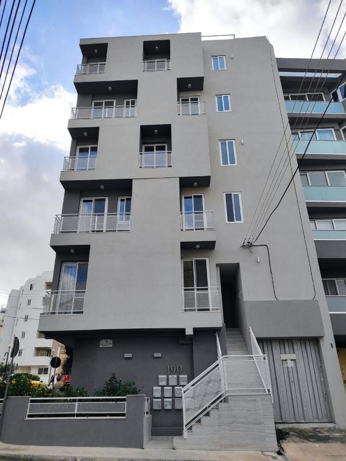 Brand New And Tastefully Furnished 2 Bedroom Ddif1-2 Apartment Gzira