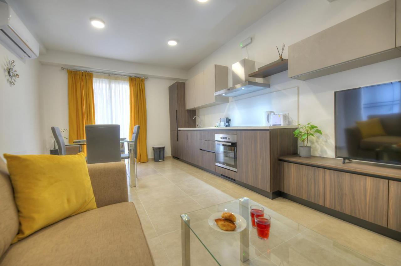 Brand New And Tastefully Furnished 2 Bedroom Ddif1-2 Apartment Gzira